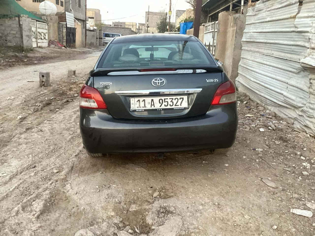 يارس موديل 2007 للبيع  التفاصيل مكينه كير شرط تاير زوح امامي لايت ابيض ثلجي حداديه جيد باتري جديد في بم جديد بانزين فقط محسن اديرلها لون اسود غير محدد دوشمه جديده كامره شاشه داخل نضيف حيل ضربتها جاملغ خلفي لغد حوض شاصي كفاله بيها صبغ للجماليه فقط بليته ودواخل وقماره وجنطه مابيهن قطره وللستفسار الاتصال على رقم،***********   مكاني بغداد الكرخ ابو غريب السعر 72 وبيها مجال

