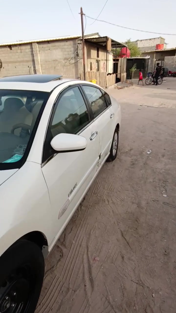 سلام عليكم سيارتين للبيع او مراوس اثنينهن رقم الجديد وبسمي ثنينهن.
رينو سفران مكينه 6سلندر مديل2009 فول مواصفات فتحه كشنات جلد مري شفط بصمات ابواب 
تدفئه بل كشنات تبيريد مكينه السعر 85وبيهة مجال بسسيط كير خير من الله. 
🚗
نيسان رماده مديل 2008 فتحه السياره  8سلندر5600
مكينه كير خير من الله تايرات نظاف السعر 80. عنواني بصره ام قصر ما متواجد عل فيس فقط واتساب ***********
