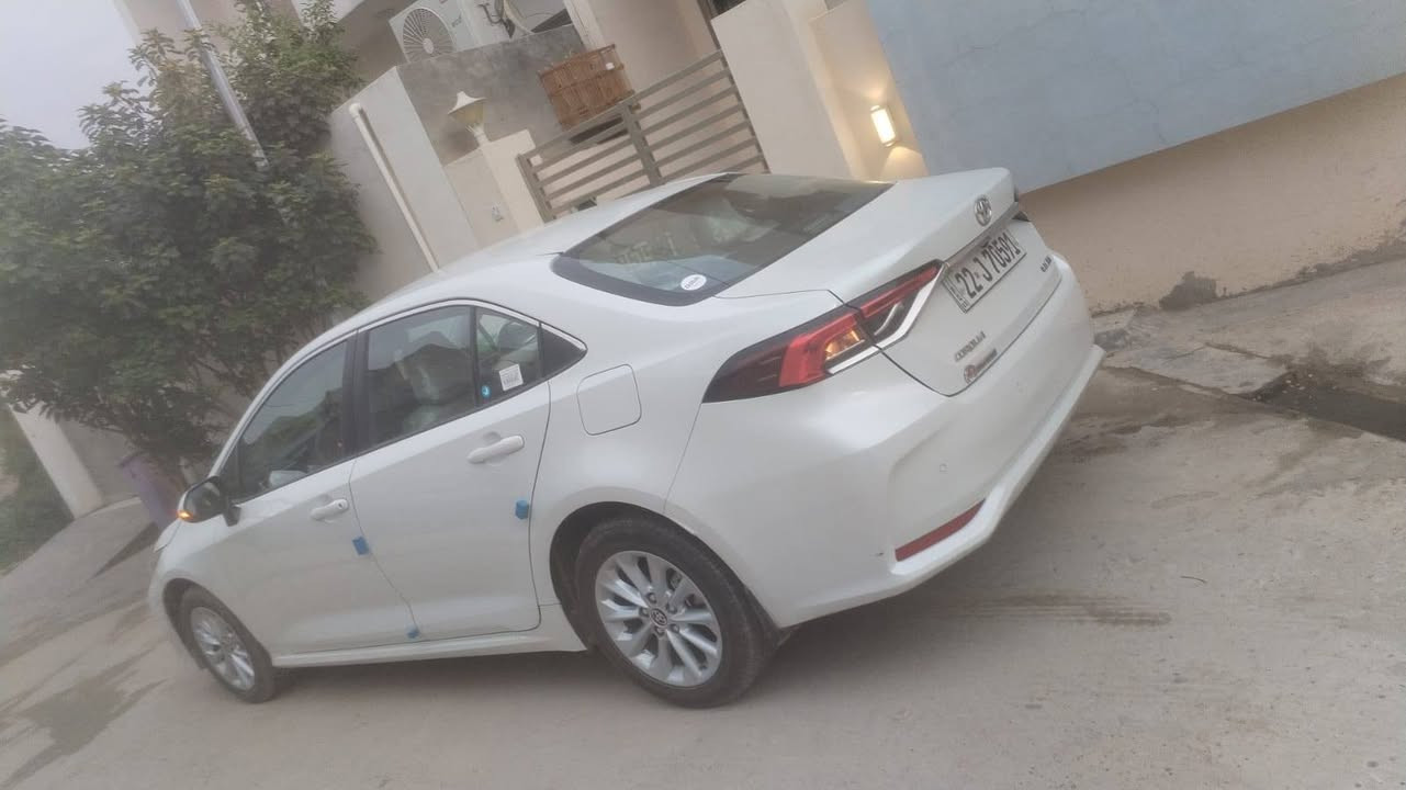 السلام عليكم شباب كورلا للبيع موديل 22 السيارة جديد لوك متوازي على بيعتهة السعر 150 وبيهة مجال ماشية 1000 مكاني خانقين او بغداد ***********
