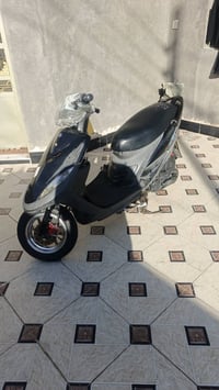 ماكس عدلة للبيع  دراجة جديدة برغي ما مفتوح منها 4 أشهر صارلها  مزودة: ...