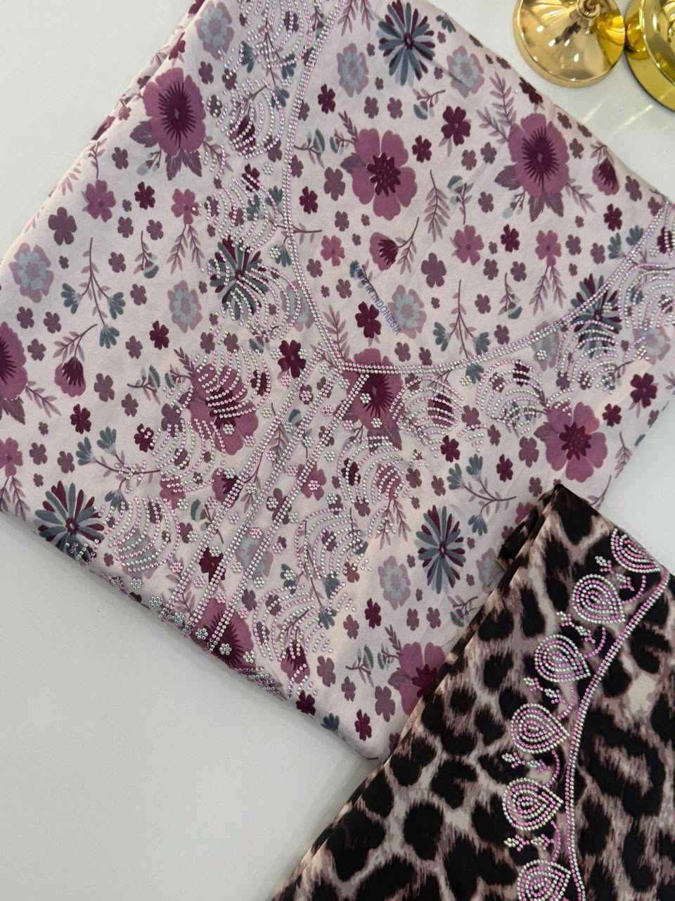 مخور حرير اندنوسي قماش فقط 
https://t.me/raaruup


**إذا كنت صاحب هذا الإعلان وتريد حذفه لأي سبب، رجاءا أرسل رسالة إلى الدعم الفني**