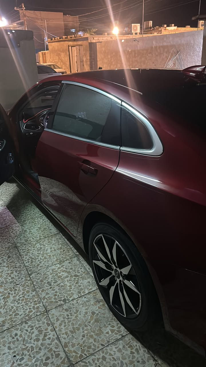 السلام عليكم ماليبو مديل 20 رقم بصرة معوقين اقل السنة وصير حرة وارد امريكي حادثها جاملغ وبنيد وبيها كلير من امريكا سيارة جاهزه گير مكينه تبريد حدادية نظيفة مكانها بصرة رايدها 100 وبيها مجال وهذا رقمي  ***********-***********

