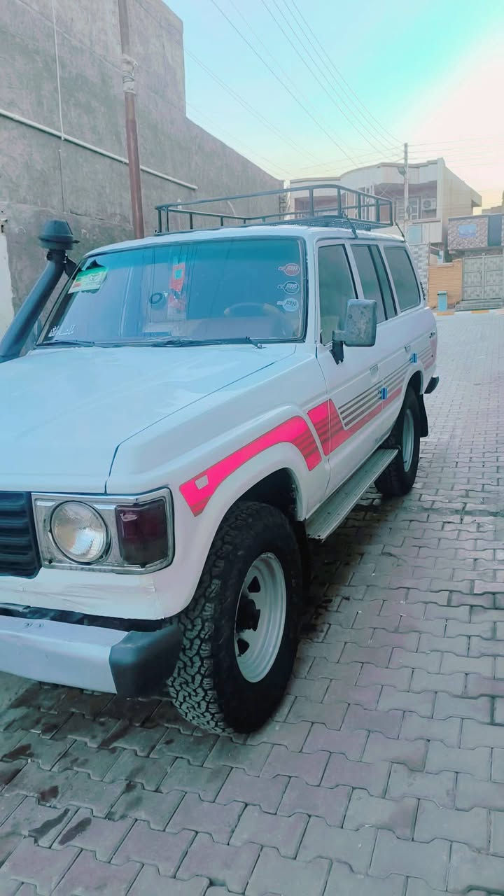 لندكروز لبيع موديل 85بلدية تحويل ثاني يوم رقم لهاتف ***********
