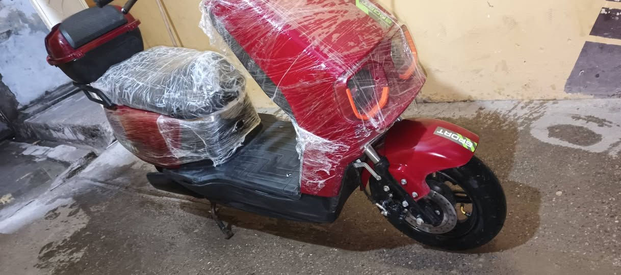 السلام عليكم دراجه شحن هاي هاي الصور مالتها السعر (600000) وبيها مجال ***********
