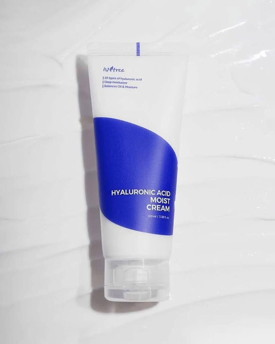 ISNTREE — Hyaluronic Acid Moist Cream
بنوعين 

💙 مرطب ازنتري للبشرة الجافة والعادية

والبشرة الدهنية والمختلطة

✅يعالج الجفاف ويرمم حاجز البشرة 

يحتوي على 5  أحماض الهيالورونيك .

كريم مرطب بحمض الهيالورونيك  يرطب بشرتك ويخفف من شدها ويضيء بشرتك. 

💙 يسمح حمض الهيالورونيك الموجود في 5 أحجام جزيئية بترطيب أعمق في خلايا بشرتك ويخلق حاجزًا للرطوبة لمنع فقدان الرطوبة وتخفيف الضيق.

كريم الترطيب العميق هذا له تأثيرات ترطيب طويلة الأمد.

لا يسبب الحساسية - اكتمل اختبار تهيج الجلد

مرطب من ازنتري قوامة جل كريم 

 خالي من العطور والكحول 

والزيوت العطرية

توصيل 5 الف جميع محافظات العراق


**إذا كنت صاحب هذا الإعلان وتريد حذفه لأي سبب، رجاءا أرسل رسالة إلى الدعم الفني**