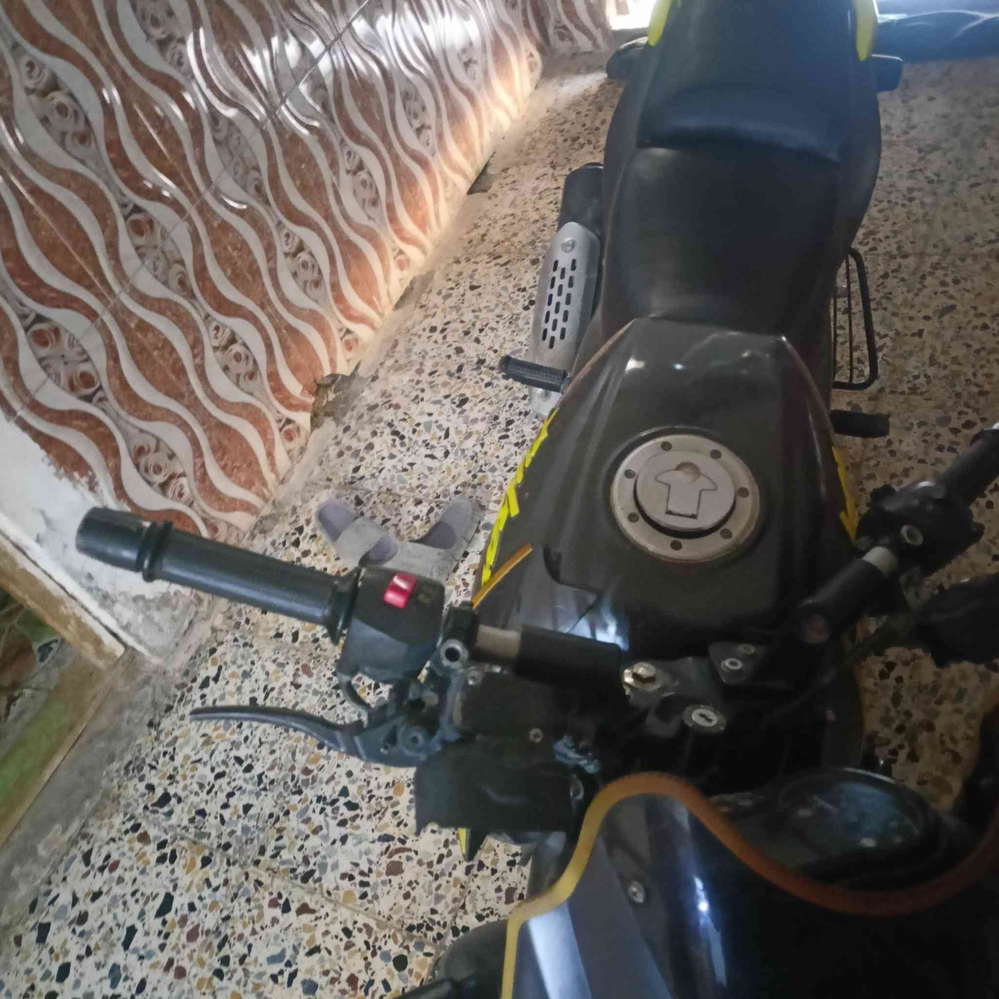 سلام عليكم دراج بولسر لبيع موديل 2021 دراج مكفول  ***********
