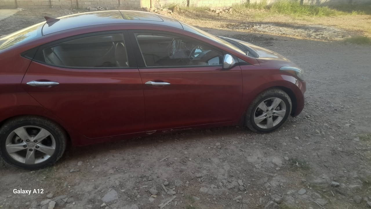 اسلام عليكم 
النترا مظلع وارد أمريكي حادثه جاملغ وبنيد بدون دواخل 
موديل 2013 
قطع صبغ تلاثه
كير محرك وصدر مكفول تبريد ثلج  تدفئه
السعر 100$ شده وبي مجال تعال وهلا بيك 
عنواني بغداد التاجي 
رقمي 
***********
