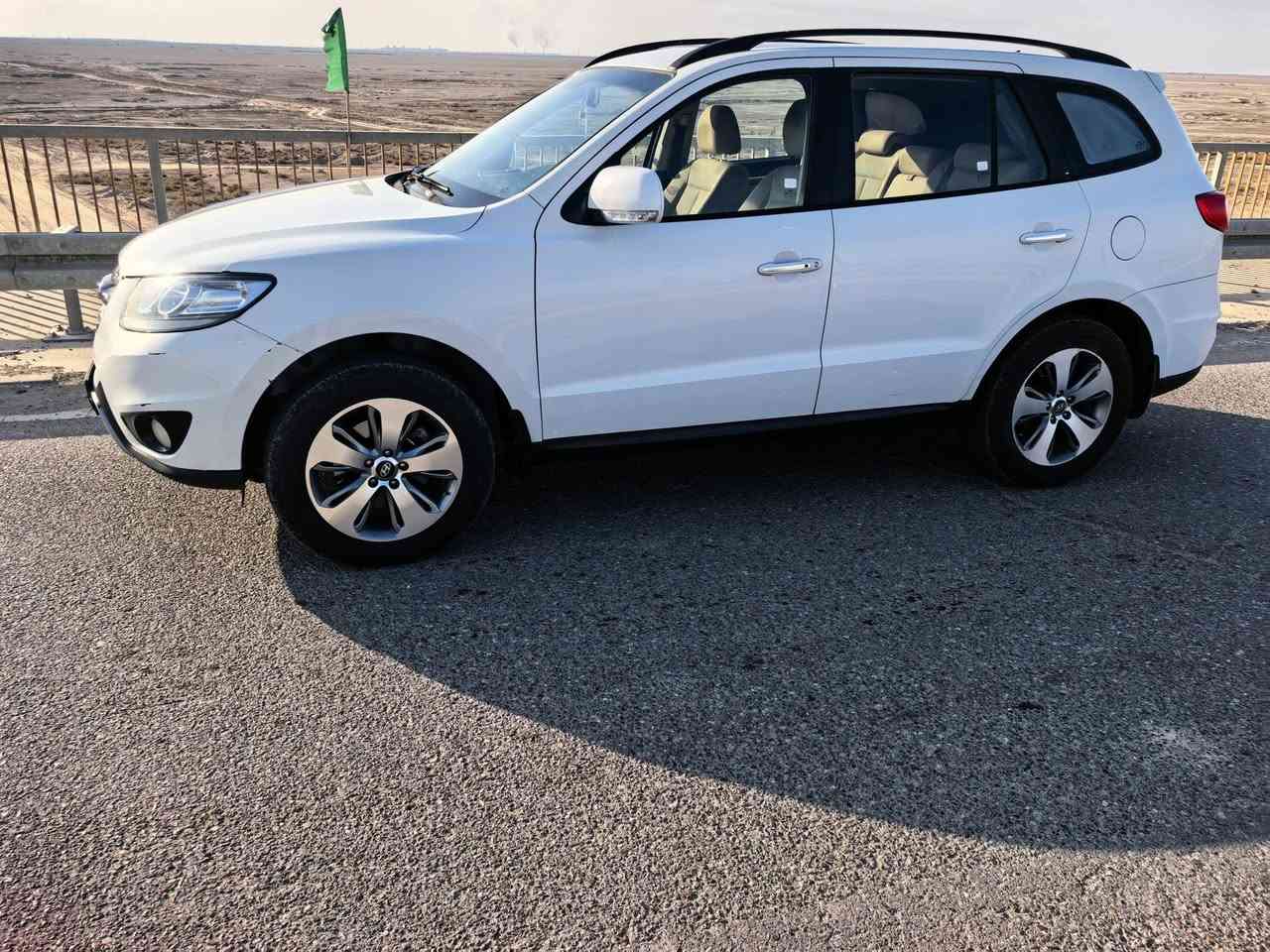 سنتافي 2012 مكفوله من البارد والصبغ
محرك اربعه سلندر 

بصمه 

بانوراما

حداديه جديده

تايرات جديده

تبريد ثلاث قطع

 سنويه اربيل لحد 2027
 السعر 130 قفل

ملاحظه المحرك بي تنقيص قليل

العنوان البصره

 ***********
