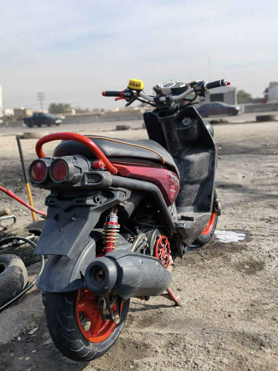 السلام عليكم للبيع
سكنز جبلي ام عيون دراجه بلاديه بس كفرات مبدله تجاري للجماليه
تزويد يدات كوسو 
دبلات 7 الوان رياضي 
ستان صفح كرزي 
ستيرن عدل رياضي 
كهربائيات كلهه شغال دراجه نكره بكل وقت 
شلعه معدل خير من الله مانقصهه اي شي 
السعر 900 وببهه مجال 
واتساب ***********
