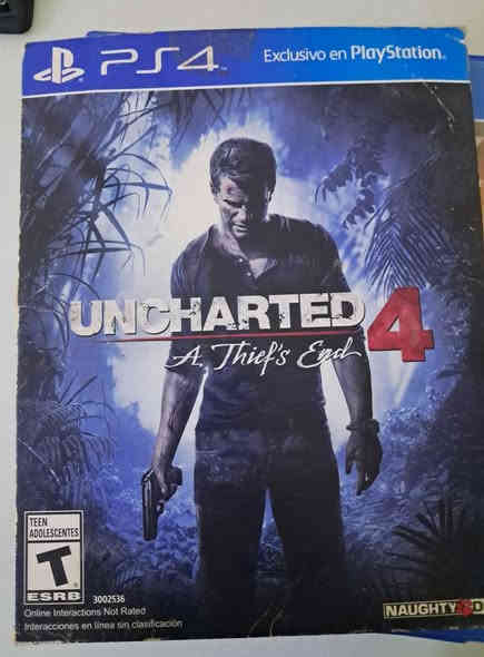 السلام عليكم 
بلي 4 سلم اونلاين مستعمل ما مفتوح و لا مصلح
مع 5 أقراص
جديد ups + و جويستك اصلي واحد فقط
405 gb : الذاكرة
السعر 260
للتواصل : ***********
متوفر واتساب
