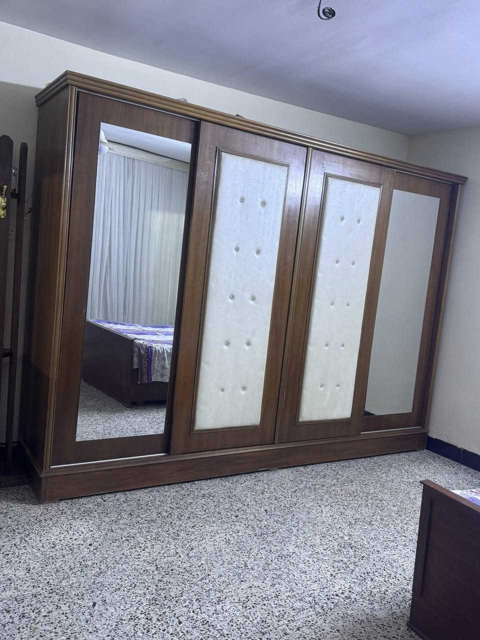 غرفة نجارة عراقية تكمة موديل تركي رايدتهة ب ٩٥٠مكاني بغداد حي القاهرة


**إذا كنت صاحب هذا الإعلان وتريد حذفه لأي سبب، رجاءا أرسل رسالة إلى الدعم الفني**