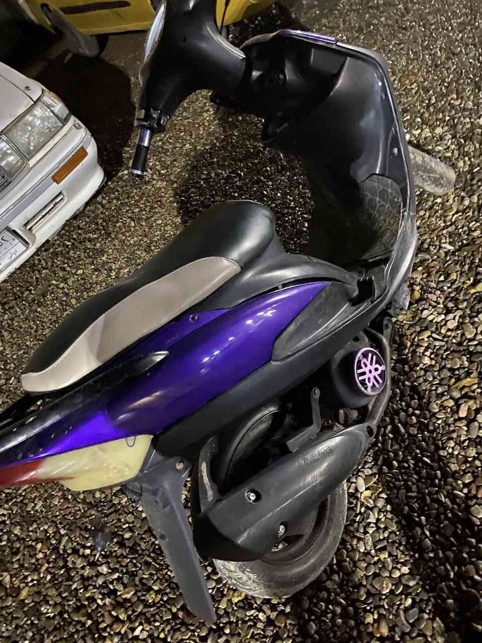 السلام عليكم
دراجة ماكس للبيع 
الدراجة حلوة 
كهربائيات كاملة 
سلف وهندي شغال 
بي ملاحضات 
العنوان ديالى جديدة الشط 
للستفسار  ***********
