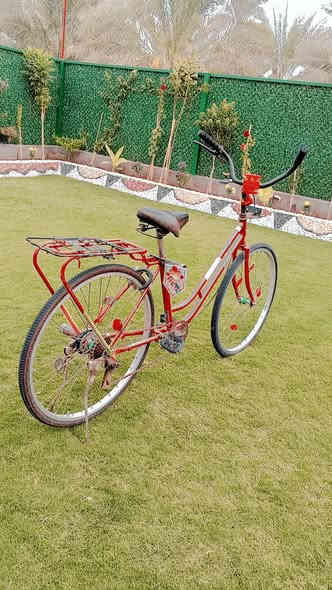 سلام عليكم شباب عندي هاذ البايسكل للبيع سعر 85 وبي مجال عنوان كربلاء الحسينيه للتواصل ولستفسار *********** واتساب
