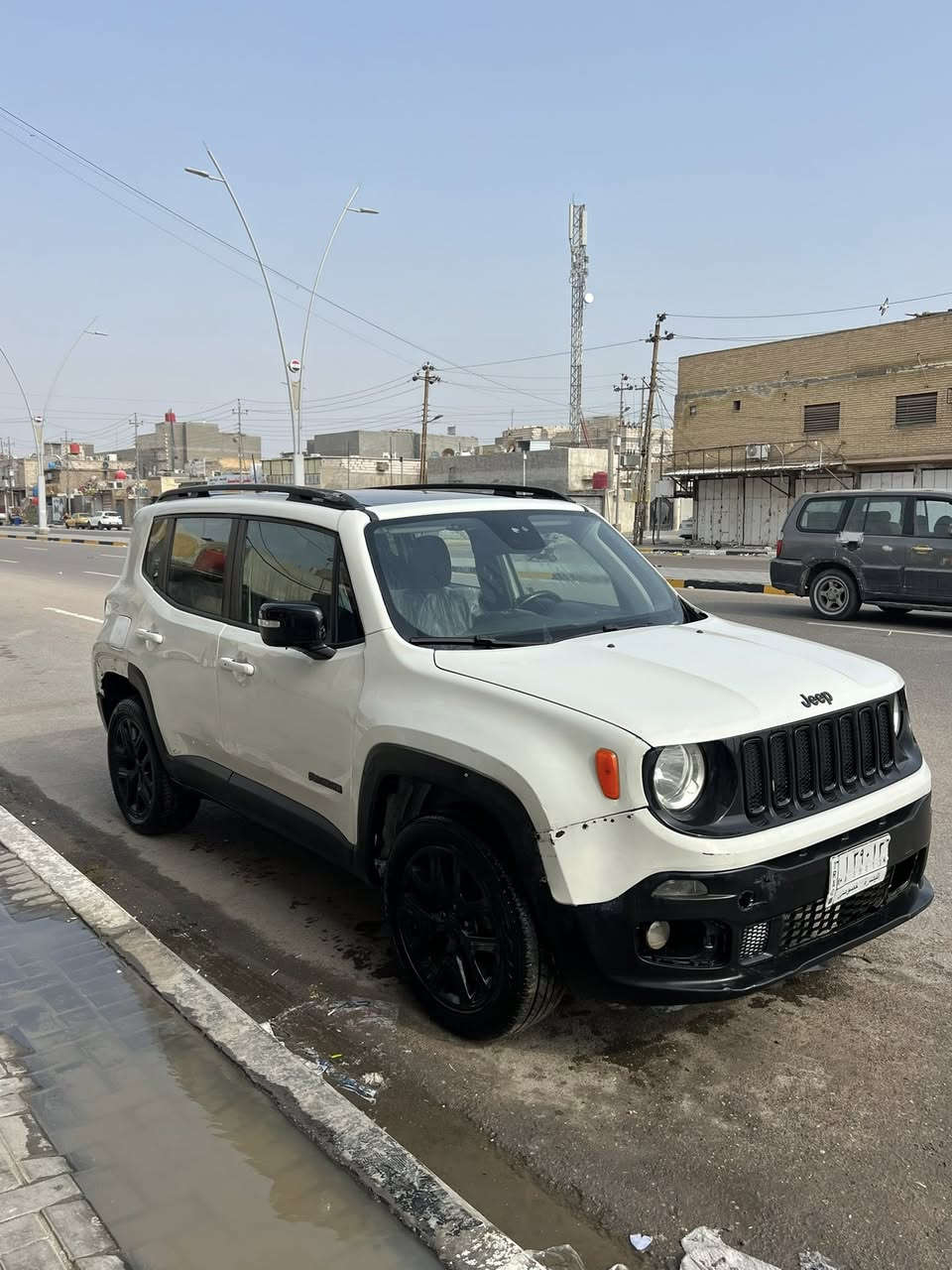 ‏سلام عليكم جيب موديل 2019 وارد أمريكي  ضررها موضح بالصور   بيع شوف العين  مكينه 2400  تحويل ثاني يوم    بيع مستعجل.  سعر 85 وبيه مجال.    ***********
