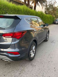 سانتافي 2018 sport المسافة المقطوعة 57000 قابل للزيادة محرك 2400GDI 4س...