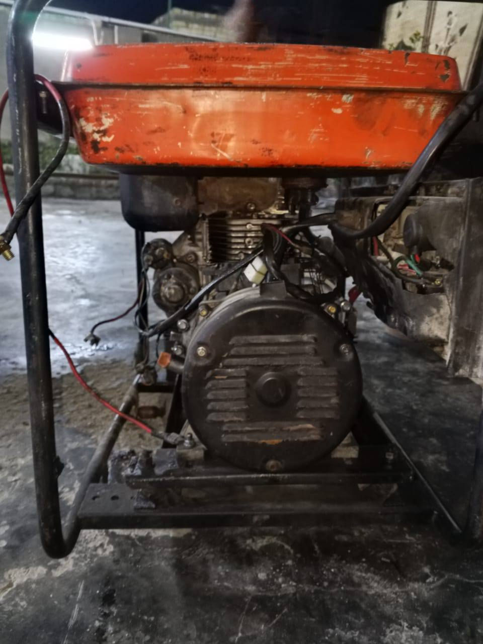 متاح مولد 20 امبير 
تجي تفحص وتاخذ مكاني بغداد  250 وبي مجال قليل ***********
