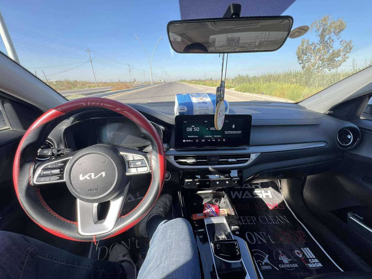 السلام عليكم 💯💯
🚗 للبيع: كي 3 موديل 2024
📍 مكان السياره : بغداد الجديده 
السعر 143 ورقه وبيها مجال حك الجيه
 
✅ رقمها مرتب اربيل وكاله عامه ابسمي ( 99917 )
ماشية: 30 الف كيلومتر
بيها فقط طختين بسيطات وبعدني مامصلحهن على وضعهن كما واضحات بالصوره
مكفوله من الصبغ ومن كلشي عدا الطختين 

فول مواصفات 🚗
بصمه تشغيل
بصمه ابواب 
فتحه سلايد 
حساسات اماميه 
مري شفط 
كشنات جلد 
شاشه نفكيشن 
هند بريك بصمه 
كاميرا خلفية
جنطه بصمه
مكينه 1500 دبل نوزل 
لد امامي خلفي 
لايت ٣ عدسات 
وباقي التفاصيل معروفه 

السيارة جديدة ونظيفة استخدام بيت
للاستفسار اكثر : ***********
***********
