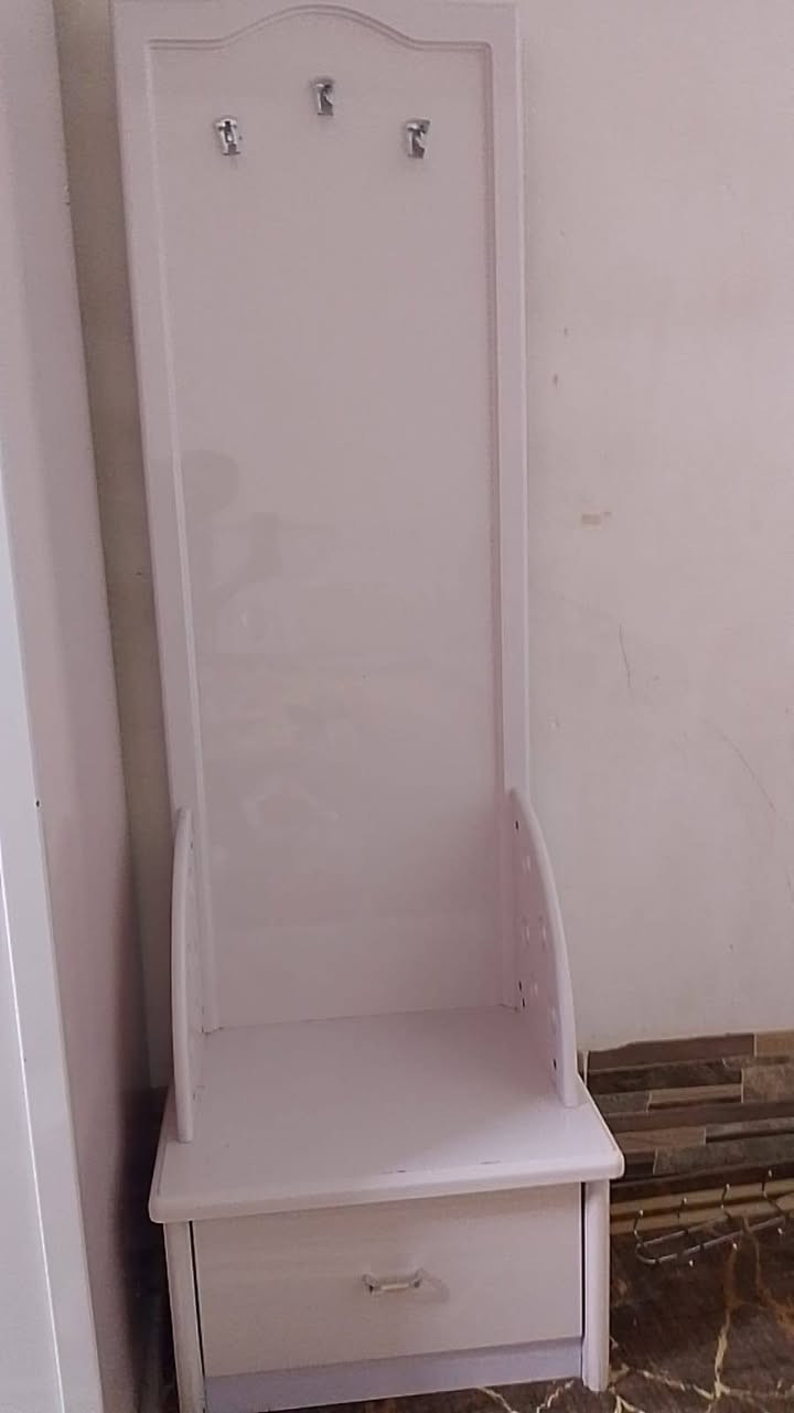 غرفه نوم للبيع 120وبيها مجال***********
