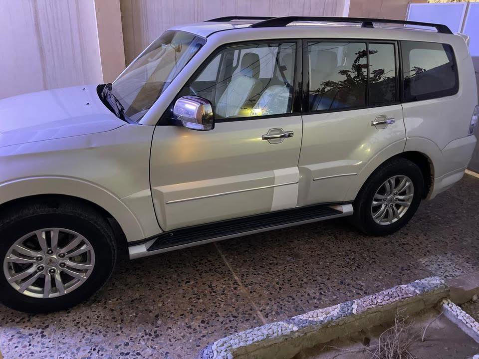 لتفاصيل 
باجيرو حبتور رأس الأرنب العلامة الذهبية 
فول مواصفات 
موديل 2019
سعرها 218
محركها 3800
مكفولة من البارد والصبغ
للاستفسار
0780 253 3248
