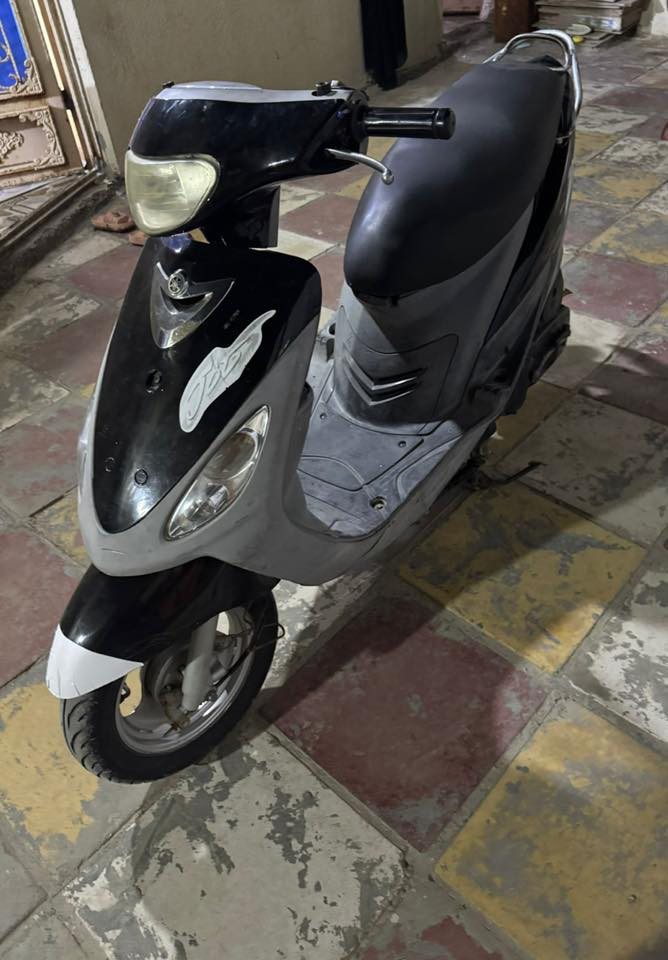 السلام عليكم 
ماكس منغولي 
جديدة كفالة عامة مامفتوحة 
ختم واحد ناعمة تخبل شلعة ومعدل 
ابيعك عالفحص وقناعتك
تفيدك مال رمضان تونسك
كل شي شغال سلف هندر لايت اشاير هورن بگ لايت 
ابيع مستعجل اي واحد يريدها يخابرني 
 موجود خط و واتساب***********
السعر جوة السوگ 900 وبيها مجال 
وكفالة من البوگة 
المكان ناصرية
