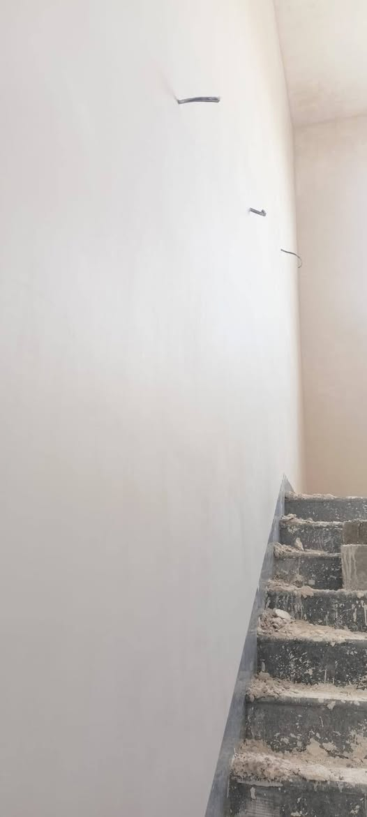 كادر جص لبخ شرط مصطرة و سرعة و نضافة و حسب متواجد بل علم حالين الطلب ***********

