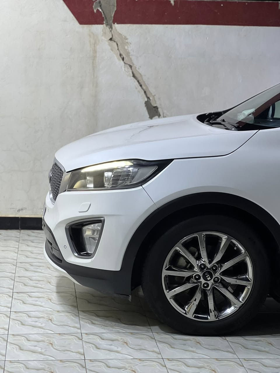 السلام عليكم
سورنتو 2015 خليجي

رقم بغداد بسمي 

فول للخير 1/1

جيتيلان 

بيه رش بابين اثر شخط بدون فتح وبارد بلادي 

ماشيه 135 الف حقيقي 

مكينه 6 ،3500 بلاديه 
السعر 195 

الاستفسار ***********
