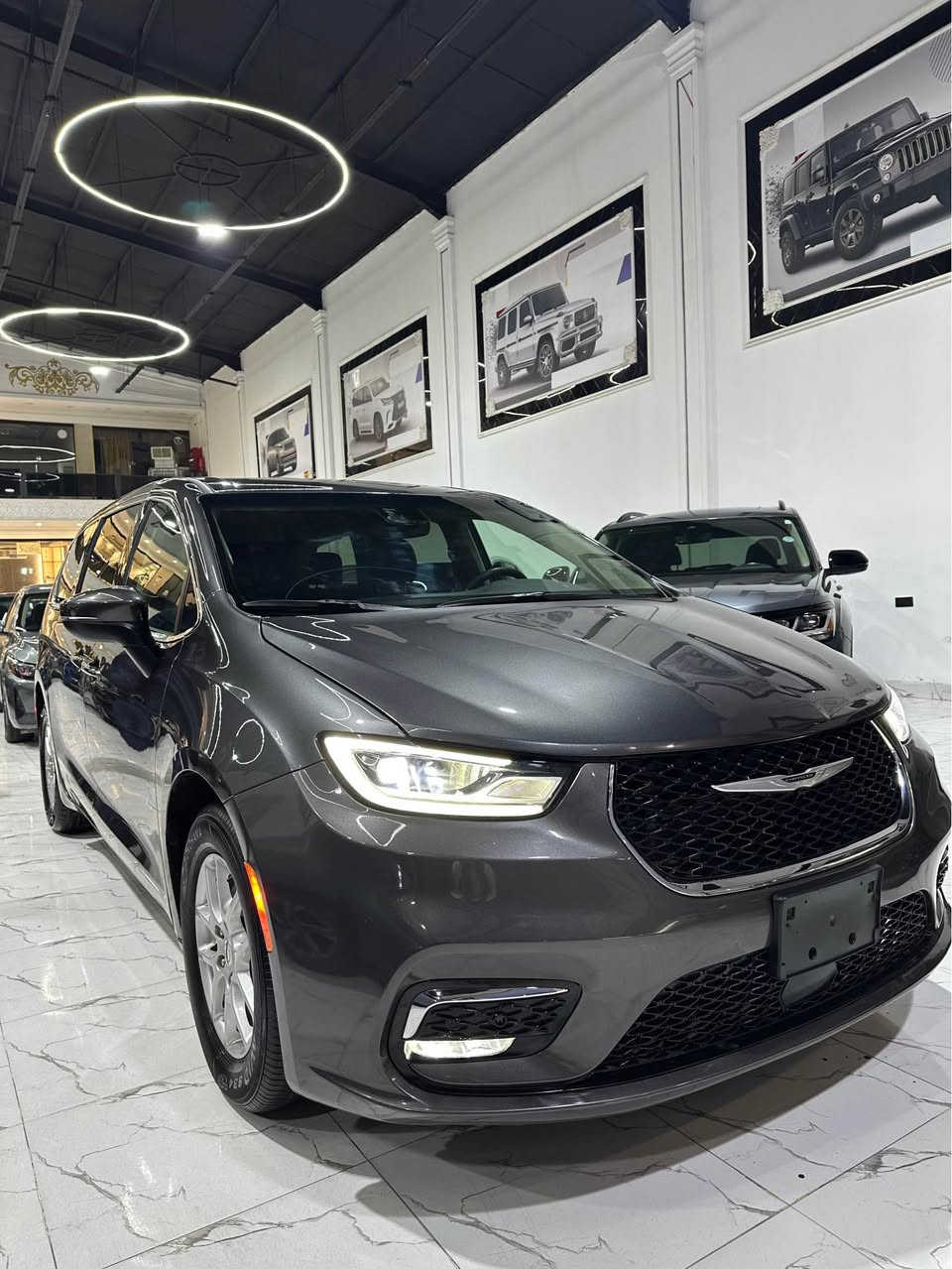 CHRYSLER pasfiga 2023 ✅📦🔥
صبغ بس جملخ سايق او جملخ ورا سايق بدون دواغل شغال
سكان هيتر
كوشن هيتر
ستيرن هيتر
كوشن كاره باي
بابين بصمه
سلندر6
حجم مكينه 3.6
راكب 7
شاشه
كاميره
حساس
رادار
ويل كروم

***********/watsapp📞📞✅ أربيل, العراق
