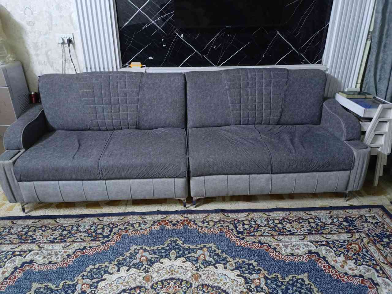 السلام عليكم تخم كامل نضيف للبيع العنوان بغداد شارع الصحة  السعر 800الف وبي مجال  التواصل ع هذا الرقم للشراي ***********
