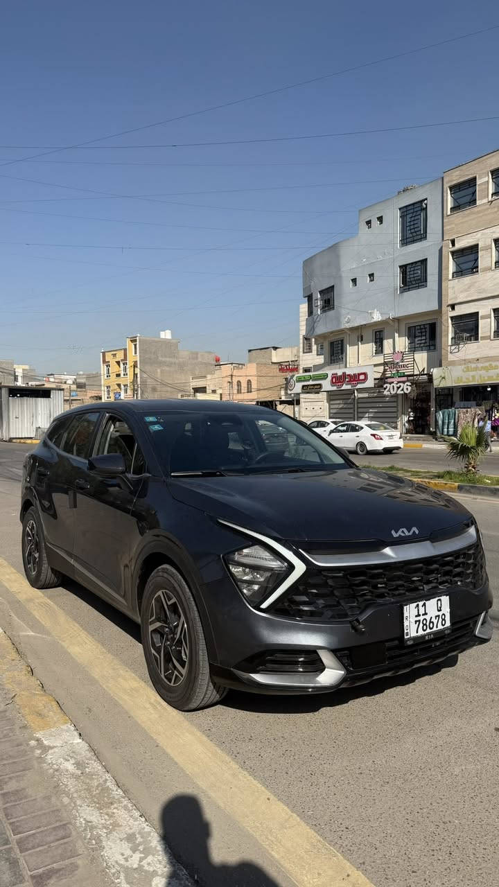 السلام عليكم 

للبيع 
كيا سبورتج 
2023
اللون رصاصي
 
حادثها قبق صندوق صبغ فقط 
وبيها بارد بالباب وجاملغ خلفي جهة الراكب 
شواصي لغود ايرباكات سليمة 
سونار مرفق بالصور

ماشية 47 كيلو 

للاستفسار 
***********
