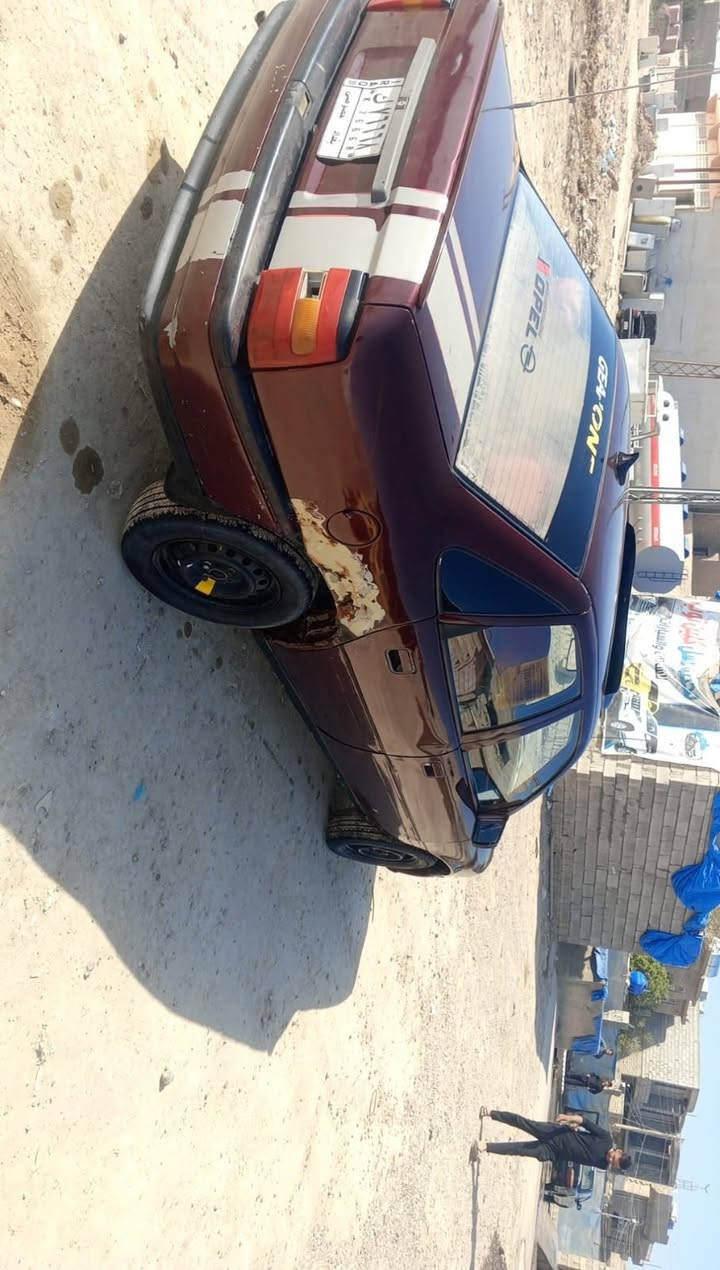 سياره اوبل فكتره للبيع كير ومحرك شرط صدر جديد رقم بغداد الماني السعر مناسب 25ورقه العنوان سامراء للاستفسار الاتصال على الرقم ***********
