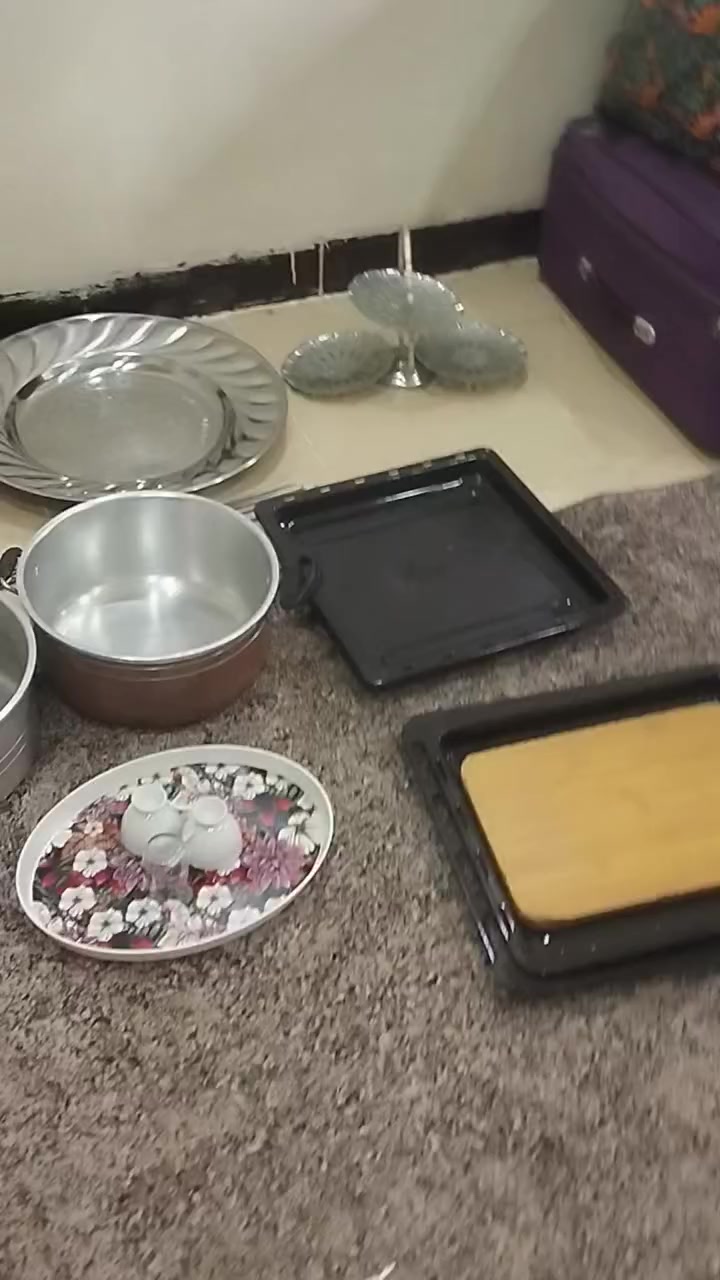 مواعين مطبخ للبيع سعر25 الف تواصل واتساب ***********
