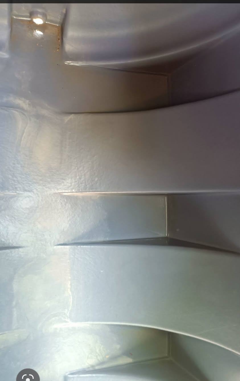 تانكي أبو 500 لتر الريان الكويتي الاصلي الحمر ممستعمل 
للبيع الاستفسار  ***********
