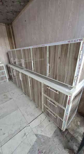 للبيع كاونتر ٣ قطع اخو الجديد سنك مترين ويا كاونتر ٣ مترات ويا ملحق ٣ تسكام تركي السعر ٥٧٥ الف 
اتصال او واتساب 
***********
***********
