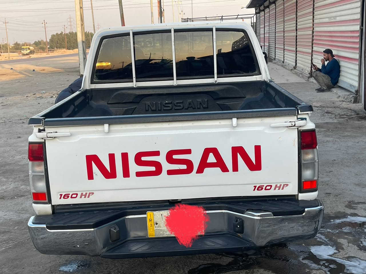 السلام عليكم نيسان محسن 2014 سياره جاهزه من كلشي جديده ماناقصه شي رقم مثنى السعر 150 وبيه مجال للطيبين العنوان البصره الزبير استفسار اتصال ***********
