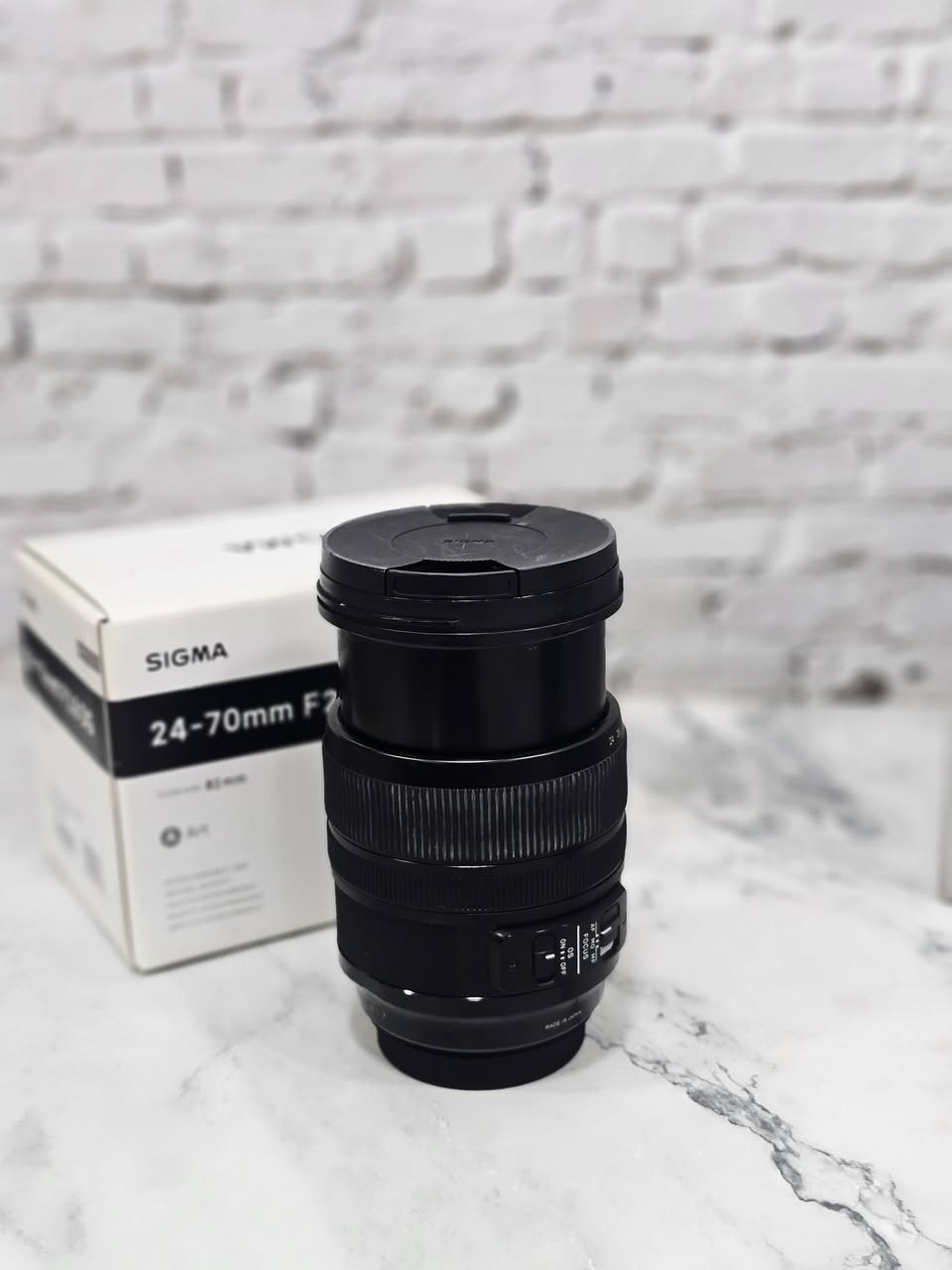 السلام عليكم 
للبيع كاميرا  أحترافية 
Canon 6d mark 2 
فئة dslr/full frame 
مستعمله ولكن نظيفة 
يجي وياها بطارية  وشاحن للبطاريه وكافة الملحقات 
تناسب مختلف انواع التصوير ، السعر/ ٩٠٠ ألف وبيها مجال  
.
.
.
للبيع عدسة sigma أحترافية  للكانون ذات البعد البؤري 24_70 (او عدسة زوم) 
مستعمله لكن نظيفة ، السعر ٧٠٠ الف وبيها مجال . 
للتواصل واتس ***********
