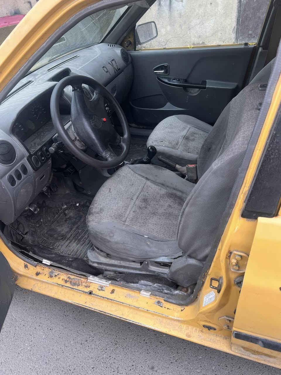 سلام عليكم سايبه موديل ٢٠١٤ كير ومكينه بل جيس قبل شهر بدلتهن السعر ١٤ ورقه المكان بغداد الجديده لاستفسار *********** بيع مستعجل
