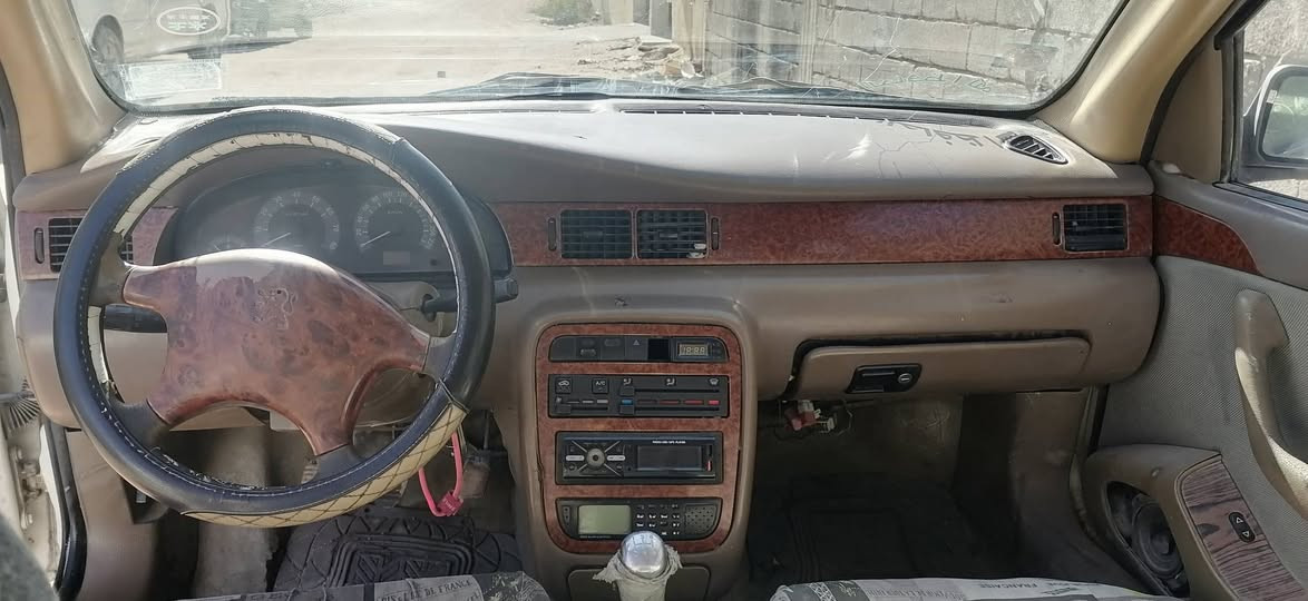 ا
لسلام عليكم 
سمند 2010  سنويه 27  مصبوغه جماليه خاليه من الضربه والضرر  تخم تاير جديد  ومنظومة تبريد جديده  دوشمه قماش كير ومكينه خير من الله   سياره جاهزه لا تنقيص ولا تبخير  راعيها يريد  مداور  بعد الشراء   سعرها وتفاصيلها 
ع هذا الرقم ***********   سعرها 33 بيها مجال
