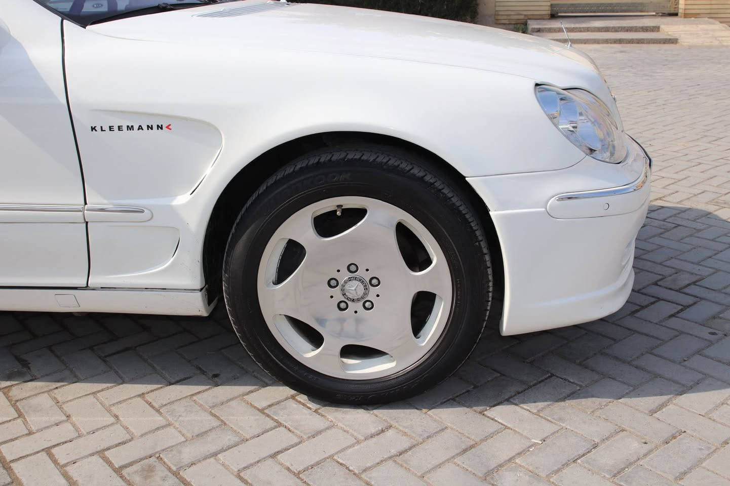 سلام عليكم
مارسدس 2003
فئة كلين مان 
S 550
دعامية الخلفية وامامية صبغ بيه جمالية 
بلحقيقة بعد احله ومكفوله 
للتواصل 
***********
