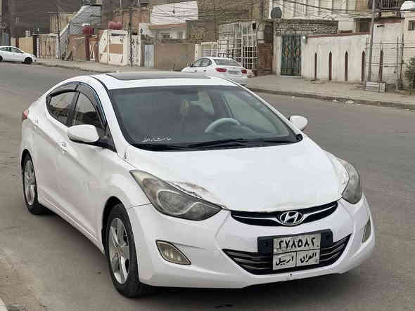 سلام عليكم النترا موديل 12للبيع فول بصمه كشنات كهرباء تبريد بيانو تحكمات  شاشه كأمره مكينه 1600 دوش ما مفتوحه كير مكينه عل شرط سياره  بيهه فقط كارتات و بارد قليل مكفوله من ضربه سعر 108 وبيهه مجال ***********
