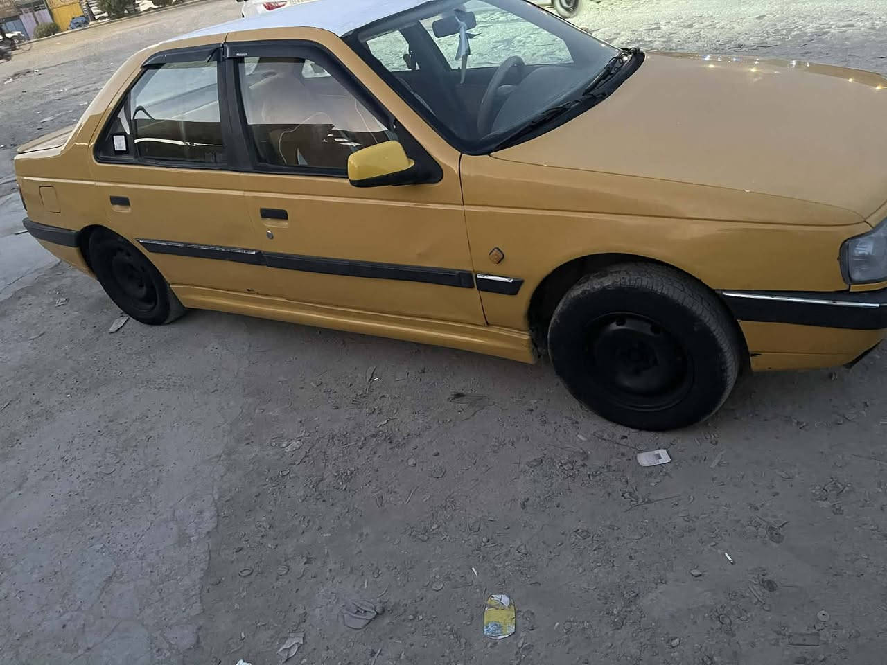بيجو 405 موديل 15 السيارة كير ومحرك وحداديه مكفوله سيارة تبريد شغال كهربائيات كلها شغاله مصفره هيئه وغرامات تحويل مباشر مكان السيارة بابل رقم الهاتف *********** مكلف بنشر سعر 26 وبيها مجال
