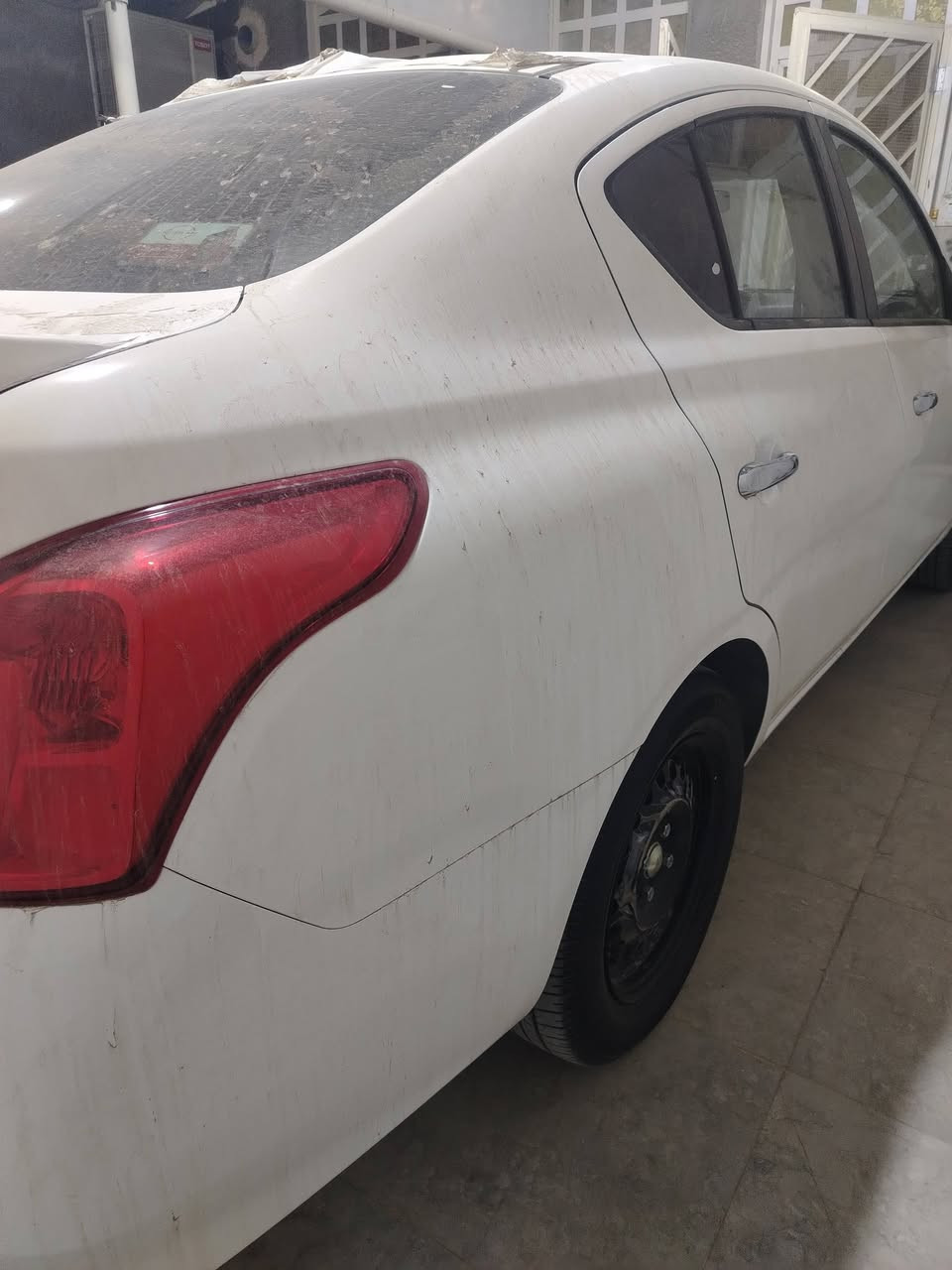 السلام عليكم شباب سياره للبيع حلوه وجازه سياره كفاله عامه 2025 الشراي ينتصر السعر  السعر 128 بدون امر قفلها كلش سياره جديده ما مشتغله تاكسي دوم ماشي عنوان البصره خور الزبير ***********
