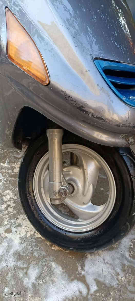 سلام عليكم دراجه فراشه للبيع نهضه ومعدل تخبل دراجه كامله سلف هندر كهرباياتهه كلهه شقاله سعر 350وبيهه مجال مكاني البصره الزبير رقم *********** 💙🤘🏻
