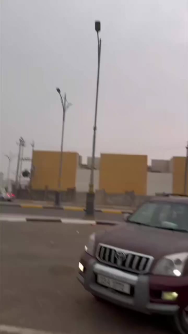 بيع او مراوس بسورنتو 
برادو 2007 مكفوله عدا البنيد مفتوح وبي بارد كير ومكينه شغالات المكينه 6 سلندر . كشنات كهرباء و تدفئه تبريد + شاشه وكامره خلفيه + تحكم سرعه + فتحت سقف . اسبير تعليك دبل تانكي  مرايات كهرباء فور ويل تبريد ثلاث قطع سبعه راكب داخل عسلي صاج  نضام دفلوك قفل ويلات. عنواني كربلاء الي يريد تفاصيل اكثر يتفضل خاص او يتصل (الرقم ***********)   (السعر 158 وبيه مجال الطيبين هواي) وتسهيل من الله تحياتي 🤍
