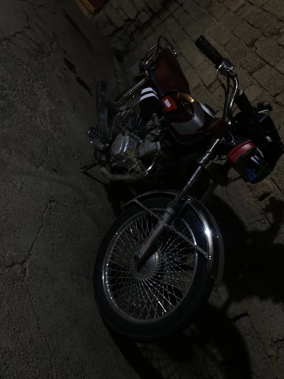 سلام عليكم شبابنه دراجه تايكر ربعه كير موديل 2021 محركك فول شلعه فول كير شرط كهربايات شغاله سعر 390وبيها مجال قليل  الرقم تواصل(***********
