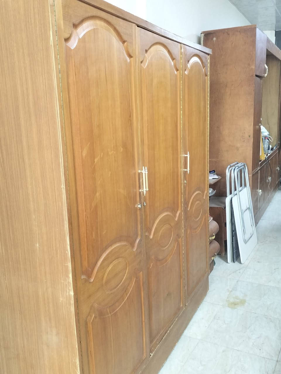 السلام عليكم كنتور صاج  3بوب نضيف حيل لوك للبيع سعر 85وبي مجال مكاني كركوك كوباني اتصال على الرقم ( *********** ) #معرض الياقوت للأثاث والمواد المنزلية
