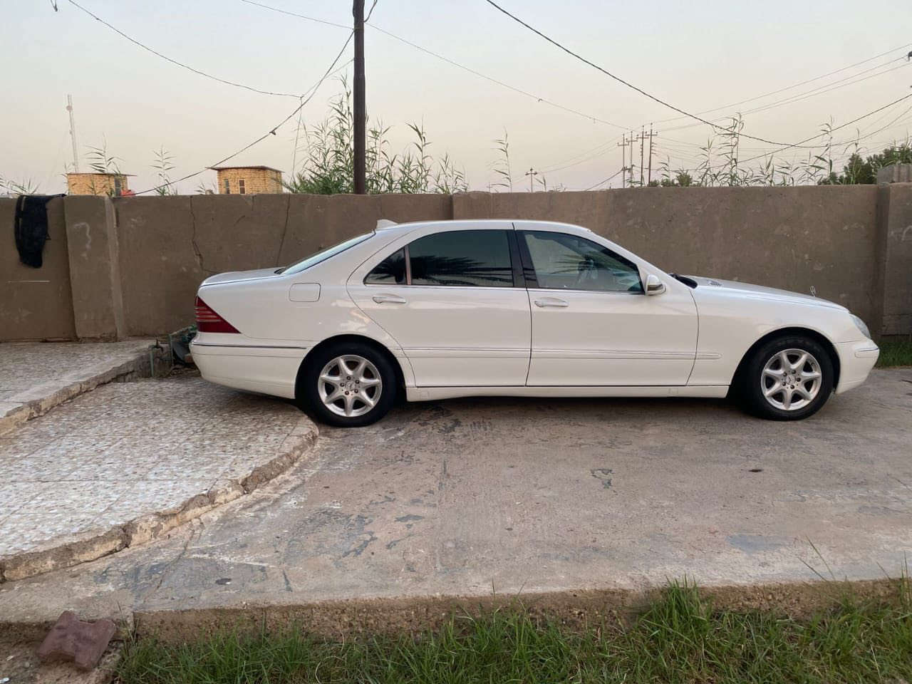 مارسدس غواصه موديل 2000 محرك فيفي تي سياره جاهزه  الاستفسار***********
