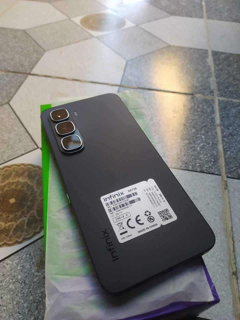 للبيع انفنكس هوت 60 بلاص مكفول ضمان اذكره 256وبي مواصفات هواي السعر 185وبي مجال علق او اتصال ***********وبي واتساب
