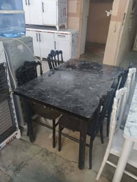 ميز طعام • ٤ كراسي • جديد