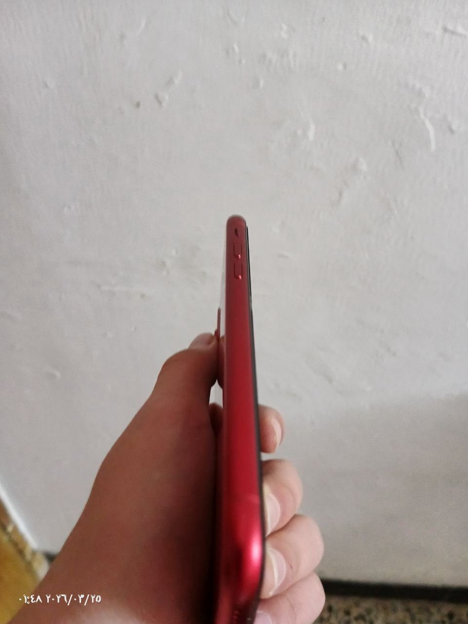 ‏السلام عليكم￼ ايفون ‏ 11 عادي شرق أوسط ذاكرة 64 بطارية 83 الجهاز نظيف حيل كل شيء ما مبدل بي السعر 300 وبي مجال بسيط مكاني موصل جانب الأيسر ￼ للتواصل ￼ على الخاص أو ال  ￼￼وتساب ***********￼
