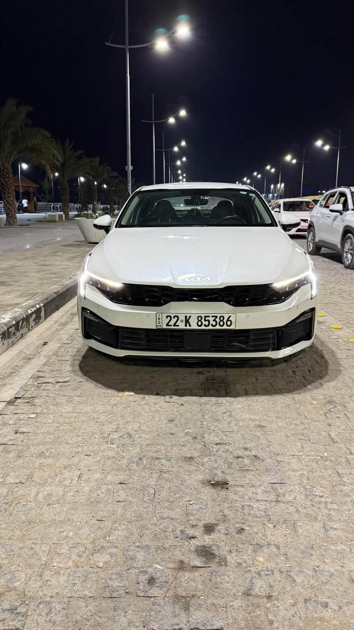 كيا k5 خليجي موديل 24 كفاله بيها بارد واحد فقط 
ماشيه 35 الف السياره على وضع الشركة 
السعر 210 وبيها مجال 
***********
*********** البصرة, العراق
